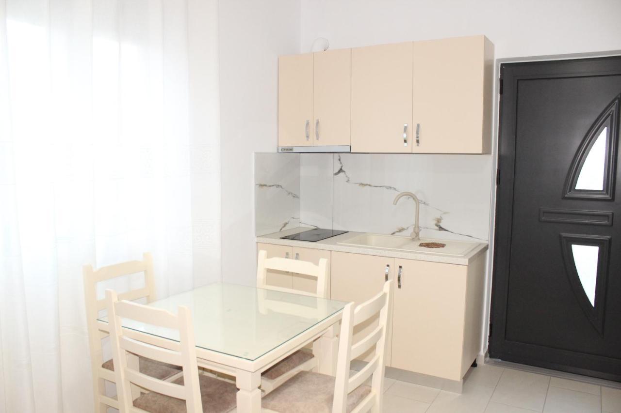Leva'S Apartments Saranda Extérieur photo